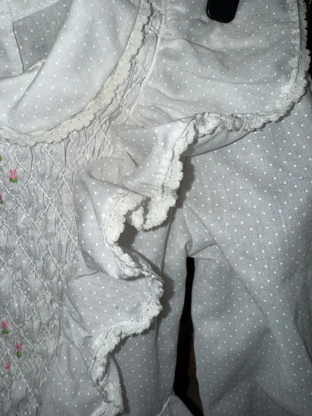 Vintage Girls 6x White Ruffle swiss dot, Smocked Dress, So cute!